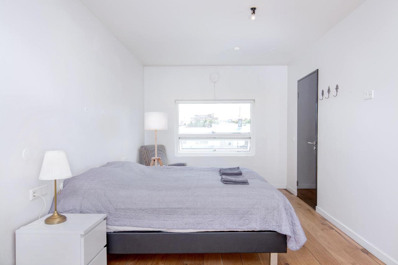 Penthouse Apartment On The Main Shopping Street Рейкявик Екстериор снимка