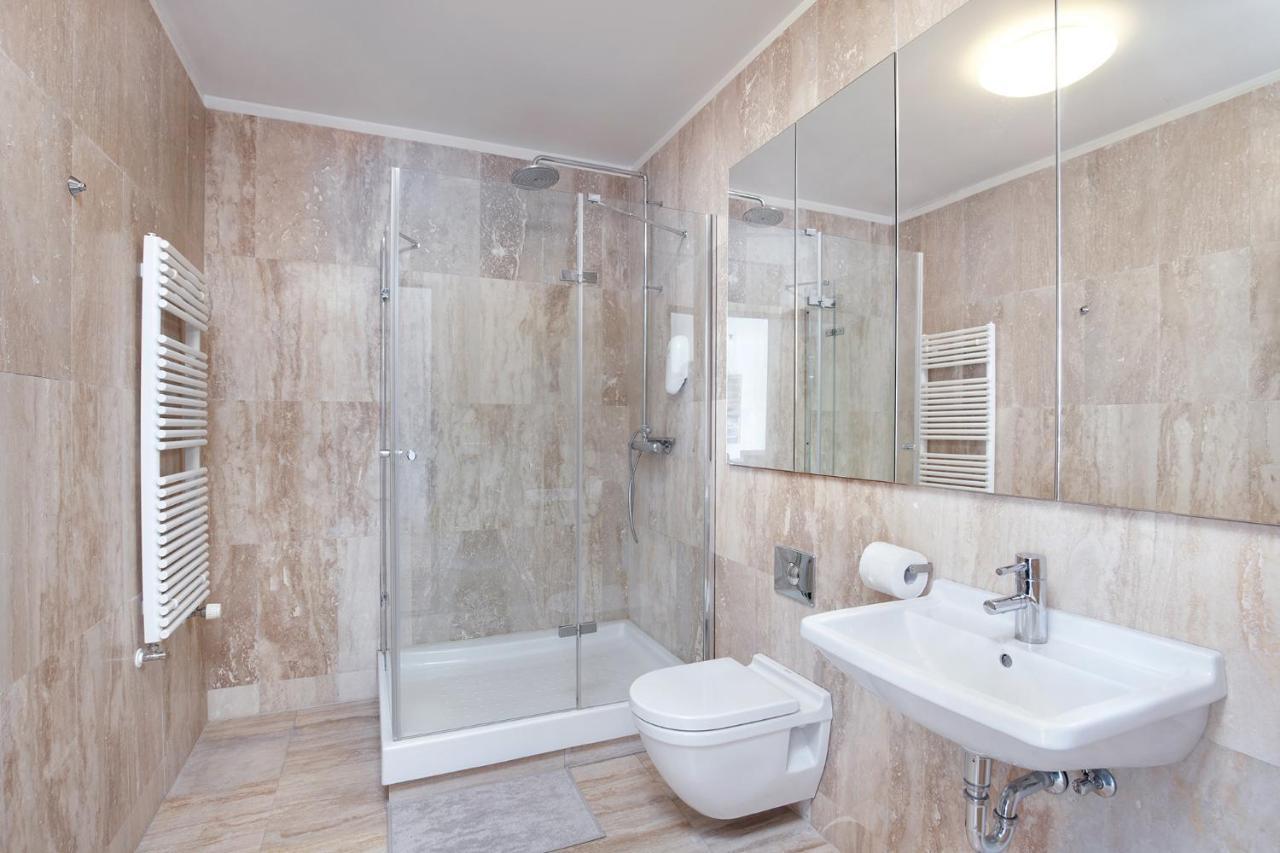 Penthouse Apartment On The Main Shopping Street Рейкявик Екстериор снимка